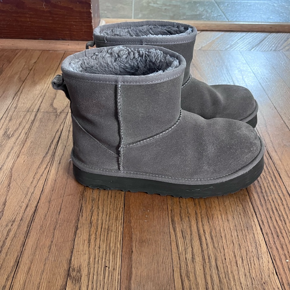 Uggs boots
